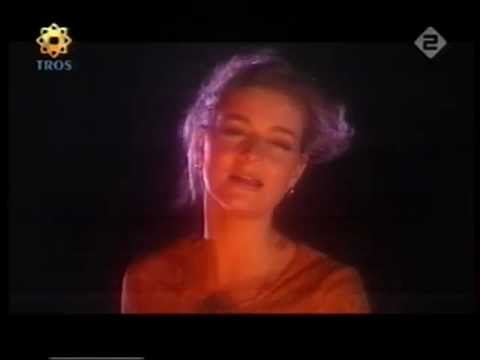 Alma Nieto and The Rosenberg Trio - Querer