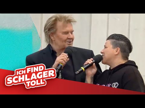 Kerstin Ott, Howard Carpendale - Wegen Dir (Nachts wenn alles schläft) (ZDF Fernsehgarten, 2024)