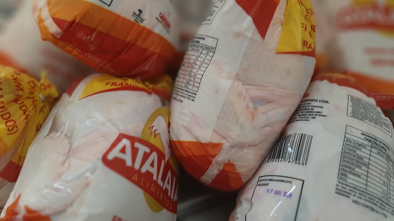 Watch Now 3 Diferenças do Frango Carcaça para o Frango Comum | Frango Assado Na Brasa 3 Diferenças do Frango Carcaça para o Frango Comum | Frango Assado Na Brasa