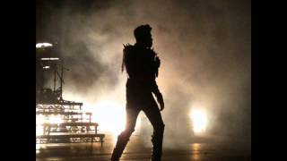 Adam Lambert Queen - Is anybody listening
