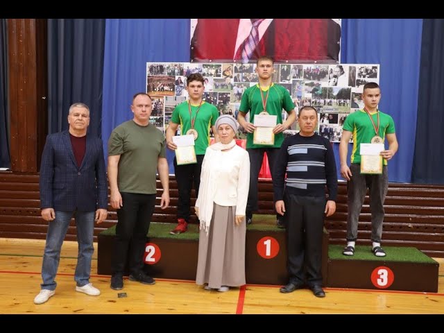 Сабада Фәргать Нәбиуллин истәлегенә көрәш турниры