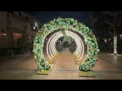 Glowing Gardens Beverly Hills ✨ Day-to-Night Holiday Walk at Beverly Canon Gardens