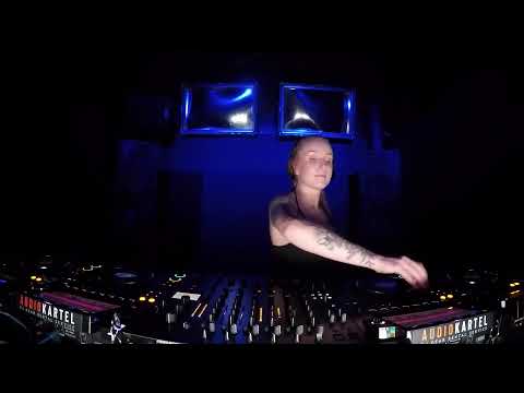 The Blue Oyster: The Pick / 25.11 / 18 - 19