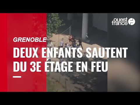 Le sauvetage héroïque de deux enfants sautant d'un immeuble en feu