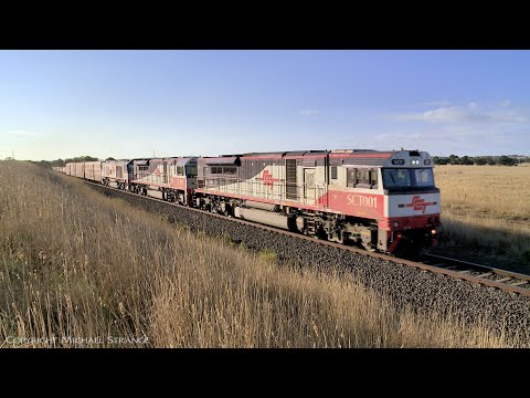 6MP9 SCT Freight Train With Boxcars, Shipping Containers & Steel Wagons (23/4/2022) - PoathTV