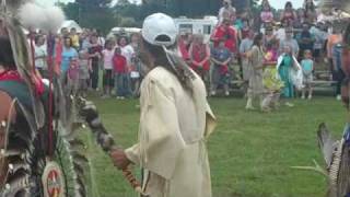 preview picture of video 'Grand Entry 2 - Nansemond Indian Tribe'