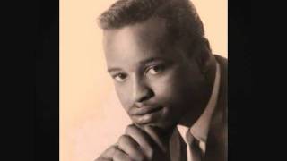 Bobby Hendricks - She used to hold me