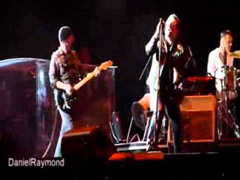 U2 - 11 o'clock TickTock (2001-05-15 - Chicago) (Videos del 360 tour )