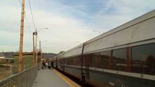 preview picture of video 'Amtrak Cascades at Tukwila, WA Station'