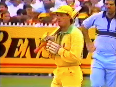 1986-87 World Series Cup ODI Cricket 1st Final - Australia v England
