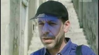 sulle scale dell&#39;Alfama