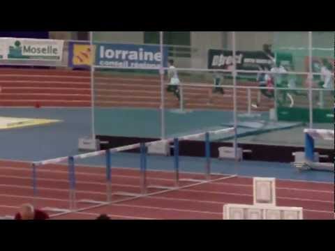 Florian 9 ans sur 1000m en salle en 2012