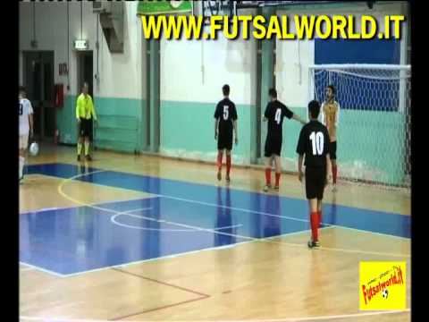15/11/14 Real Cornaredo - Cometa ... Juniores , calcio a 5 / futsal