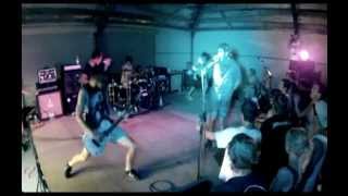 In Hearts Wake - Survival (The Chariot) LIVE