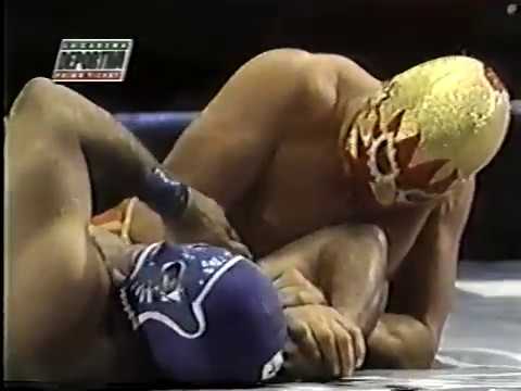 Super Astro & Solar I vs. Blue Panther & Sergio El Hermoso