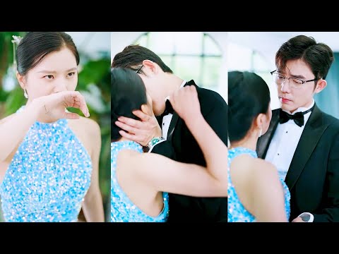มีข่าวลือแพร่สะพัดว่าเธอมีความสัมพันธ์กับชายชราคนหนึ่ง และเขากัดริมฝีปากของเธอด้วยความหึงหวง