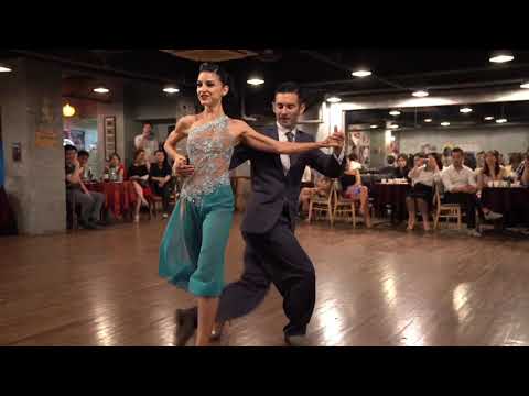 Milongueando en el 40' - Miguel Calvo y Pelin Ercan - NOBLE MILONGA