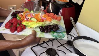 How To Make A Healthy Salad And Fruit Display