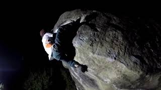 Video thumbnail: Bulder del Kueka Direct, 7b. La Comarca