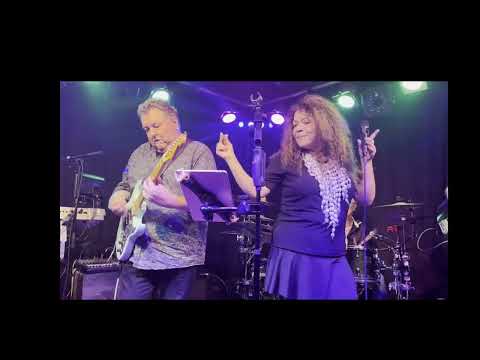 Trick17 & die Bluesmama, Medley im Hirsch - so beginnt 2025 super