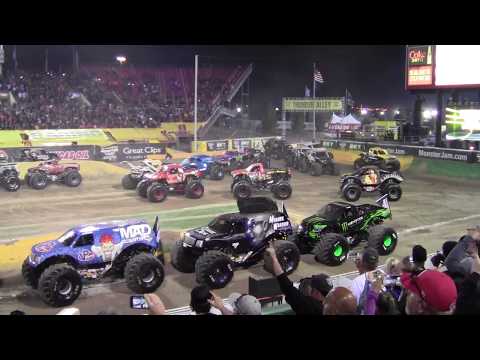 Monster Jam World Finals 18 2017 Racing Night Encore