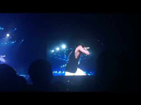 170930 Taeyang - Good boy #whitenightinBKK