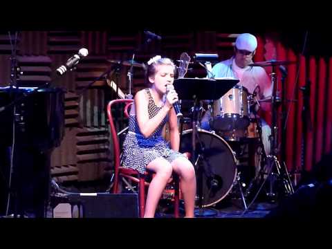 download lagu mp3 mp4 Catherine Missal, download lagu Catherine Missal gratis, unduh video klip Catherine Missal