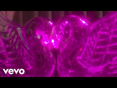 Video thumbnail for Girl Like Me