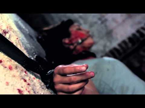 "Lara and the Dead Dolls", de Lucio Ferrante & Esteban Prado - Trailer