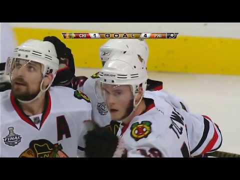Dave Bolland Goal - Game 4, 2010 Stanley Cup Final Blackhawks vs. Flyers