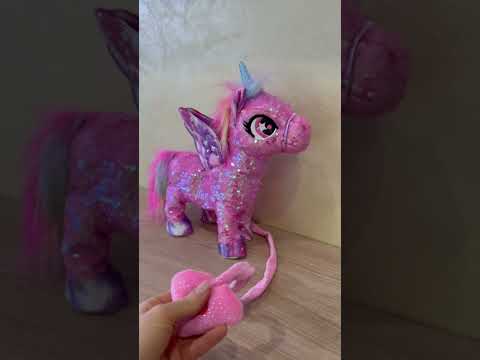 фото интерактивная игрушка лошадка-единорог музыкальная на поводке с пайетками 0