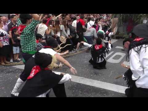 ASTRABUDUKO JAIAK 2013 - Bajada Zezengorri