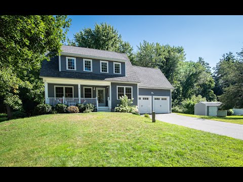 8 Evans Ave, Plaistow, NH 03865