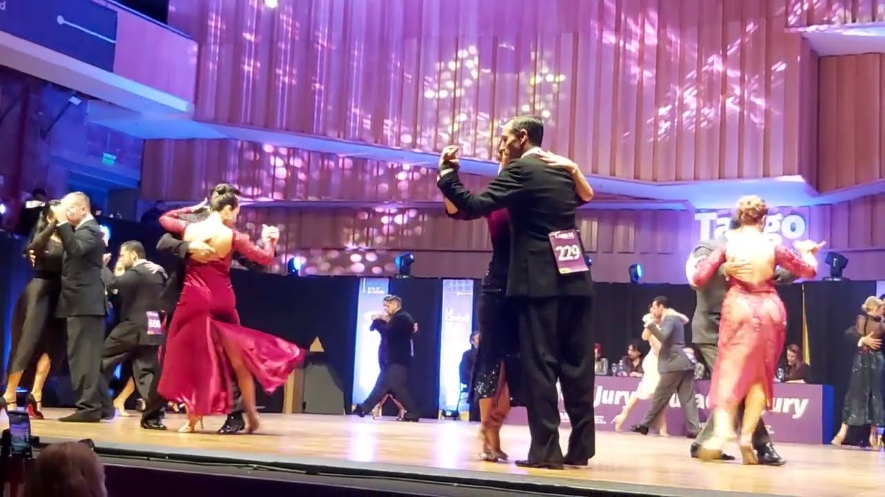 Ronda 11 Tema 3 "Farabute" D'arienzo/Echagüe, Mundial de Tango 2.024 - clasificatorias día 1