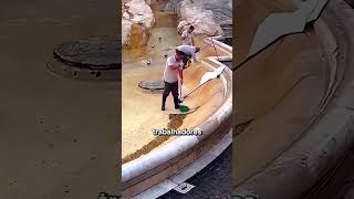 Isso não é NORMAL! #curiosidades #roma