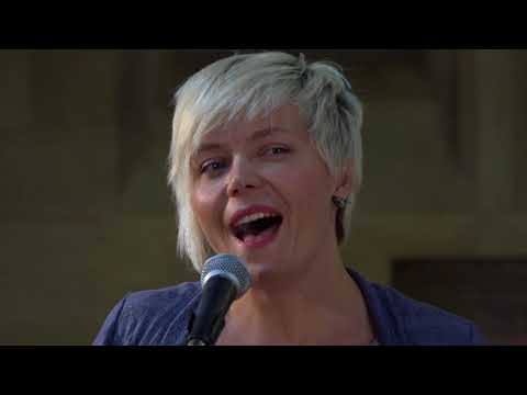 Tihomir and Kärt Lazić   Wayfaring Stranger