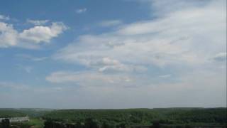 preview picture of video 'Time-Lapse Clouds by Ivan Potapoff - 22.05.2010 (14:49 - 15:33)'