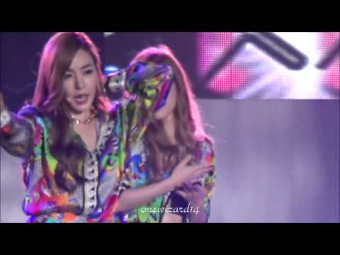 140927 Incheon SKY Festival TTS - Holler (Taeyeon focus)
