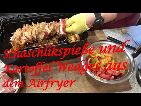 Shish kebabs and potato wedges from the air fryer - The Grill Junkie 832