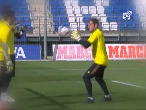 Hoy entrenamos con... Iker Casillas