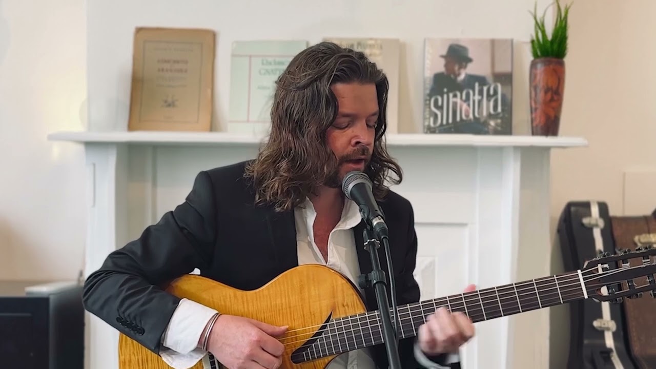 Katoh Hispania Chambered Solidbody Nylon String Guitar w/Bag - Natural