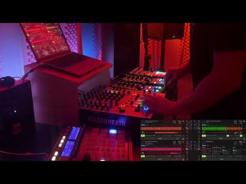 Techno Set August 2025 by Deviand