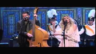 Elizabeth Cook - If I Had My Way, I'd Tear This Building Down - Letterman 3-14-2013
