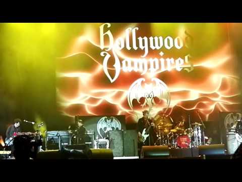 Hollywood Vampires " My Generation" and "Manic Depression" - Rock in Rio Lisboa 2016
