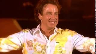 Marco Borsato - Dromen zijn bedrog (Live in De Kuip 2002)