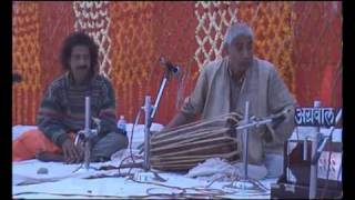 Pt. Pannalal Upadhyaya at Kumbh Nad Varanasi 2001 - Chautaal - 2.Part (with Nawaljee)