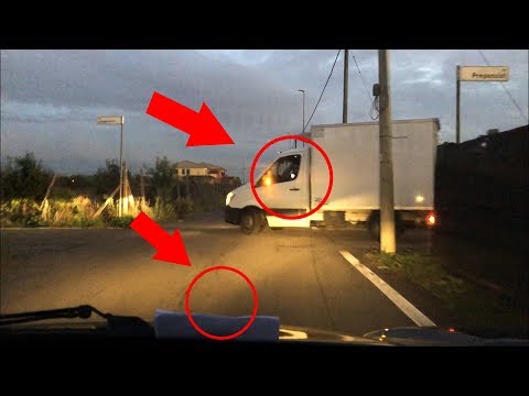 INSEGUIAMO LO STALKER CON LA MACCHINA! *Mr Killer*