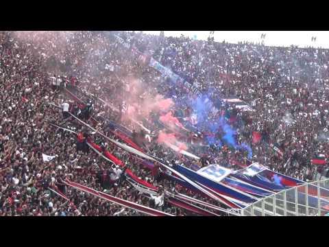 "De boedo vengo hay que pedo tengo, a la cancha voy..." Barra: La Gloriosa Butteler &bull; Club: San Lorenzo