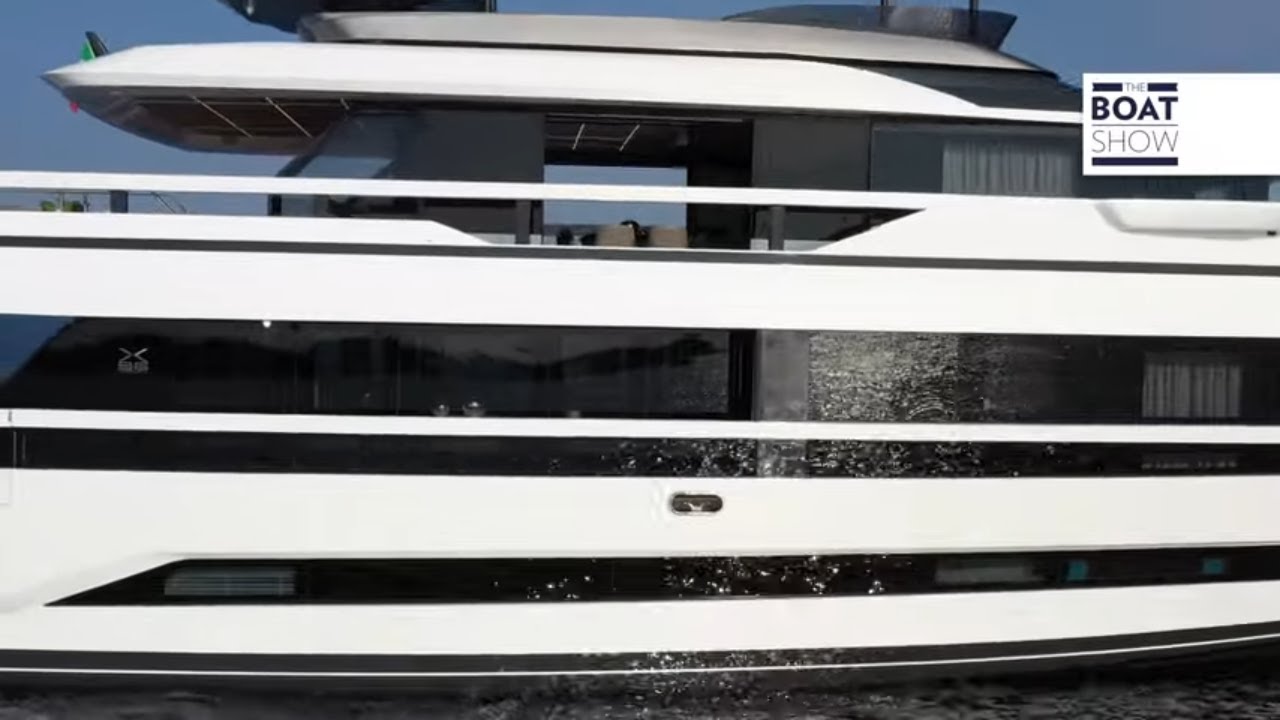 Extra X96 - Superyacht Tour