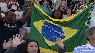 preview picture of video 'Hosana Brasil reúne 150 mil fiéis em Cachoeira Paulista/SP - CN Notícias'